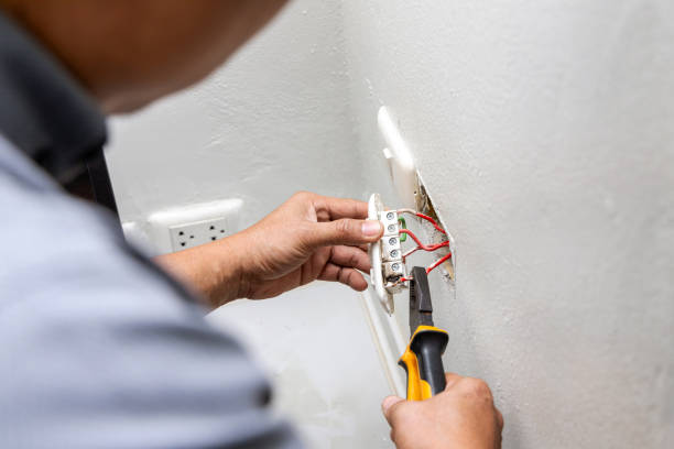 Best Circuit Breaker Repair  in Saylorsburg, PA